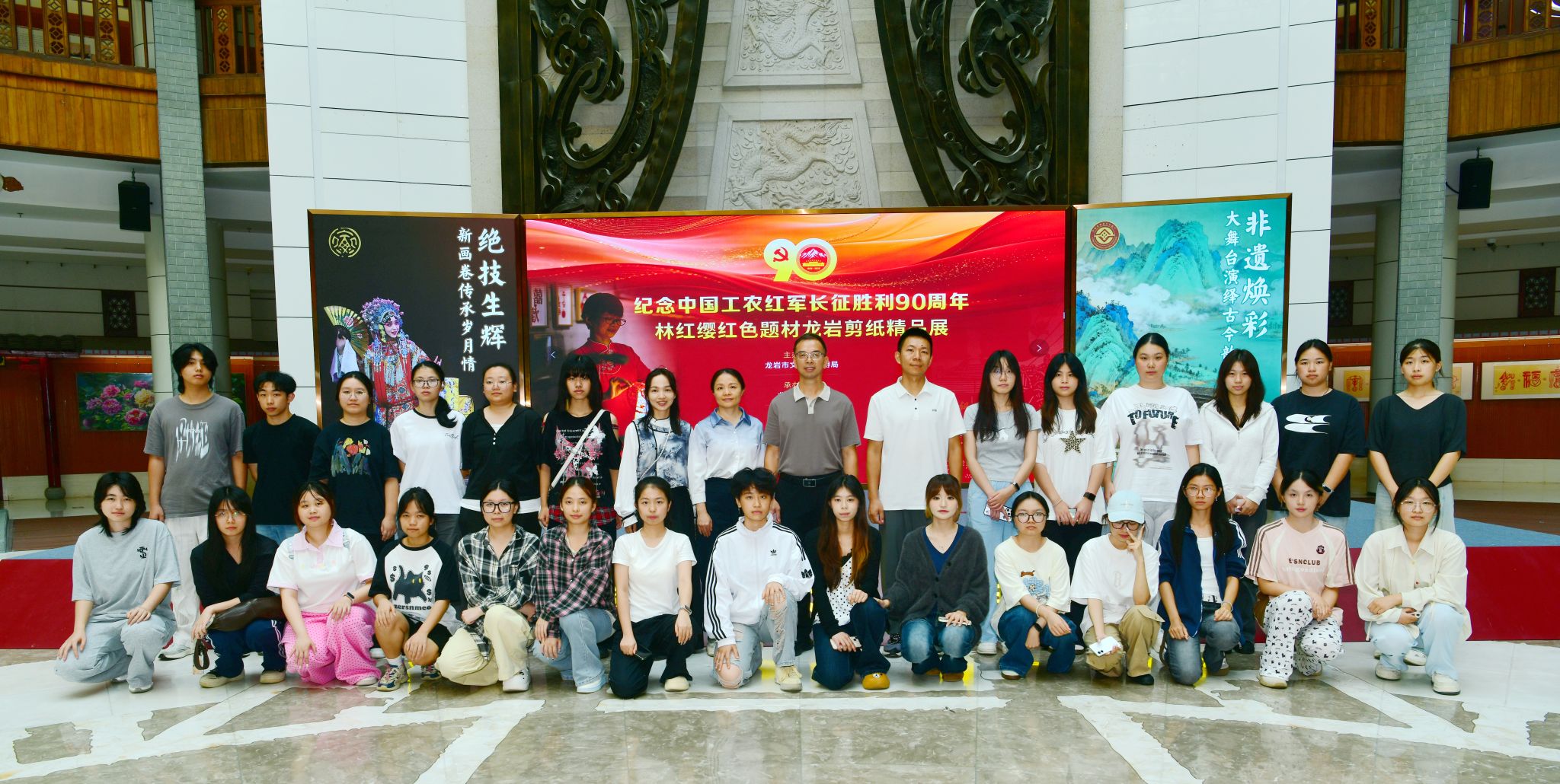 ad09652f5629f4cd97bc3fad541c68d.jpg